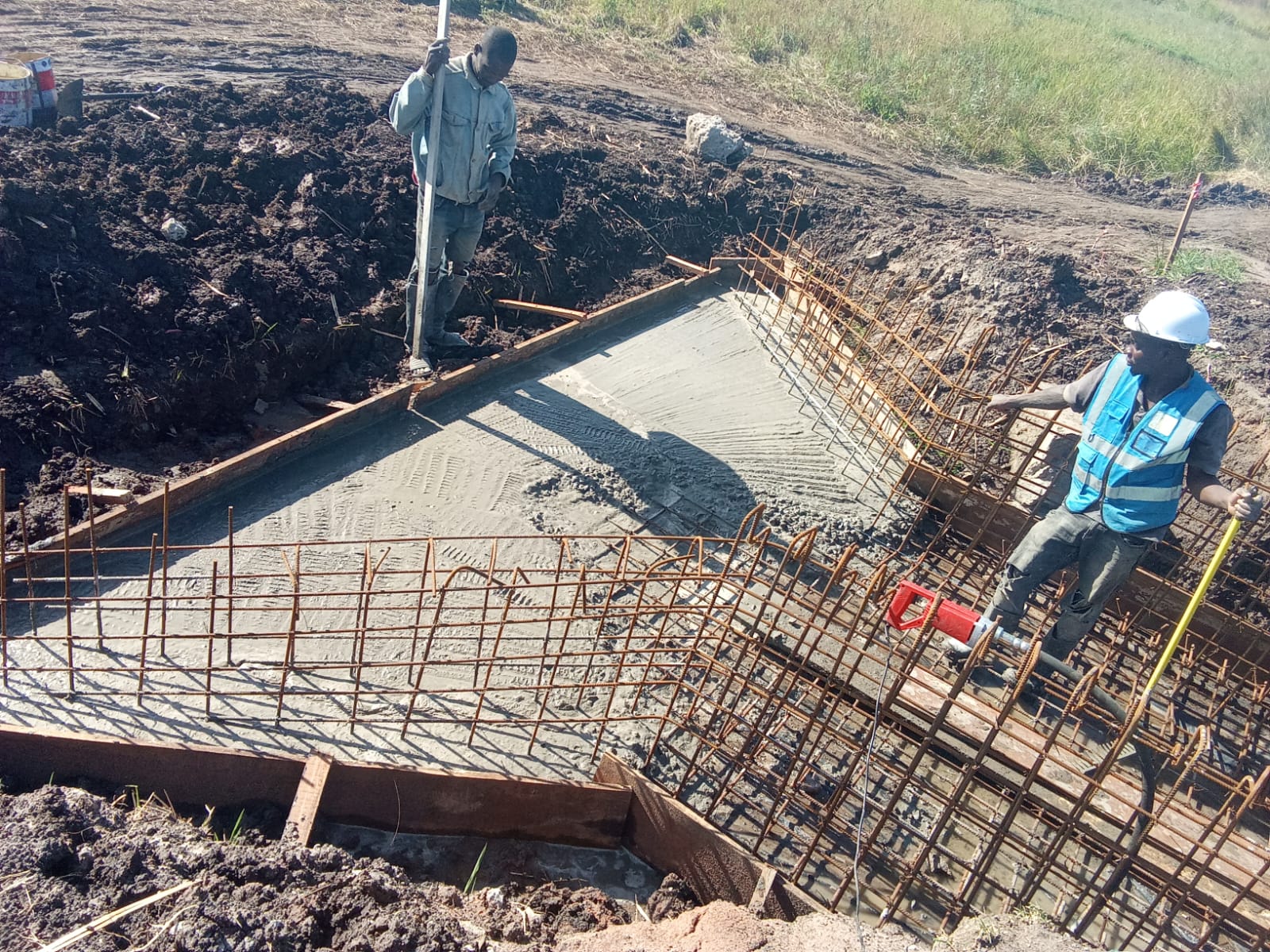 Ponte em construção